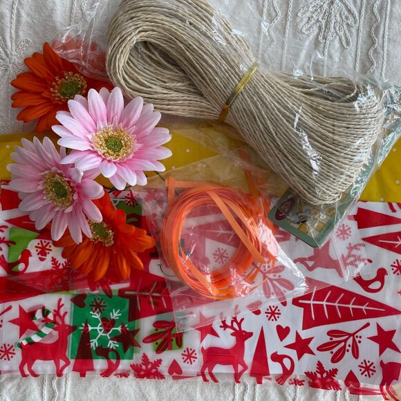 Big Box of Craft Supplies - pigments, stickers, dyes, wicks, fragrance, tags - Picture 5 of 14